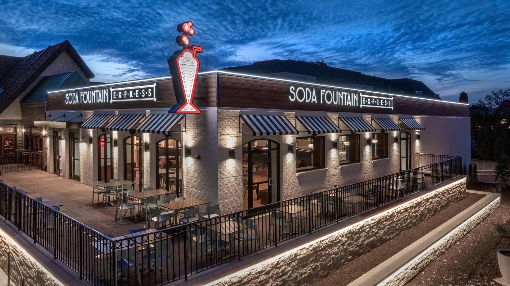 Sheraton Westport Plaza Maryland Heights Exterior photo